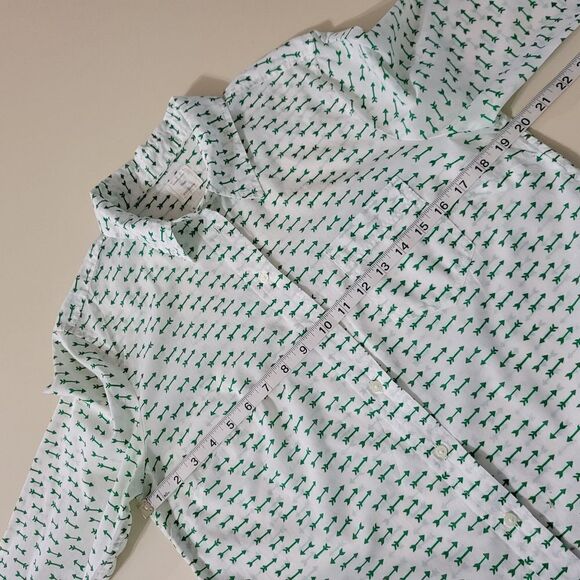 Gap Women's Fitted Boyfriend Button-Down Shirt - Picture 4 of 15